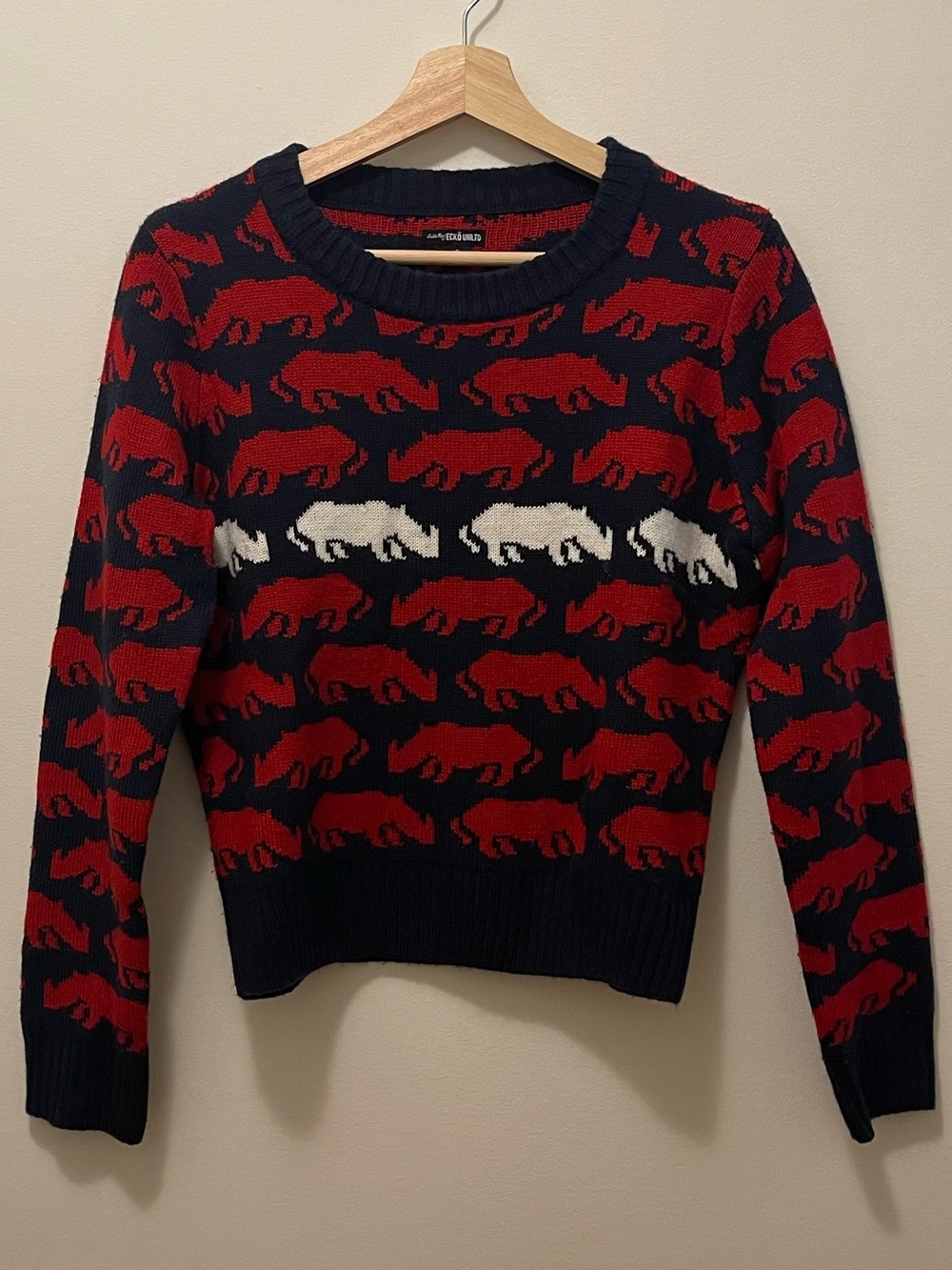 Vintage Ecko Unlimited Navy, Red & White Animal Print Crewneck Sweater